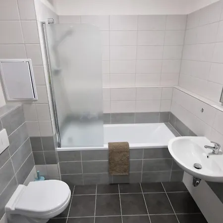 Apartment Moderni V Centru Plzne S Prostornou Terasou Plzen